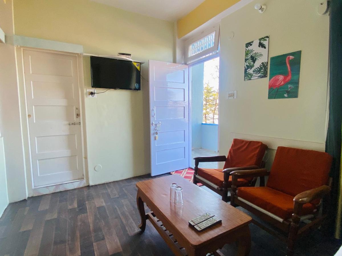 Bed and Breakfast The Travelista Shimla Exterior foto